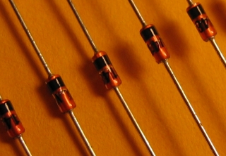 (image for) Twenty 1N4148 Silicon Diodes